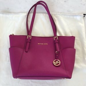 Michael Kors Tote - Fuschia